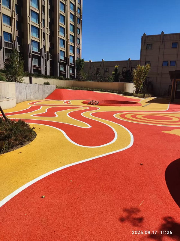 內(nèi)蒙古自治區(qū)鄂爾多斯市準(zhǔn)格爾旗世紀(jì)嘉城EPDM顆粒項(xiàng)目1 (1).jpg